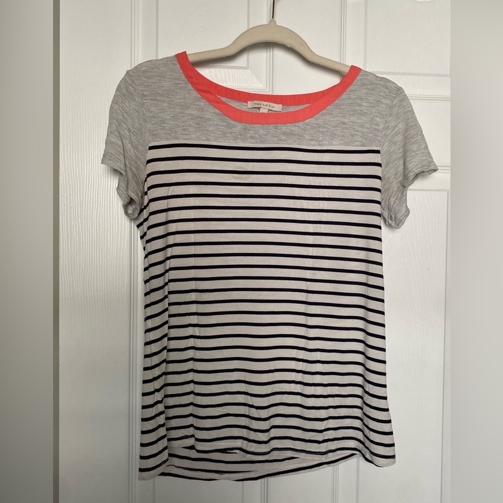 Skies are blue t shirt from stitch fix